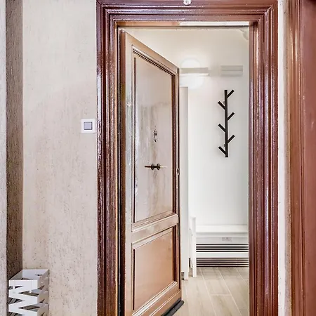 Elena's House Apartmán *